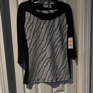 Kim Rogers Black and White Long Sleeve Top